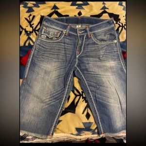 Men’s true religion shorts size 30.